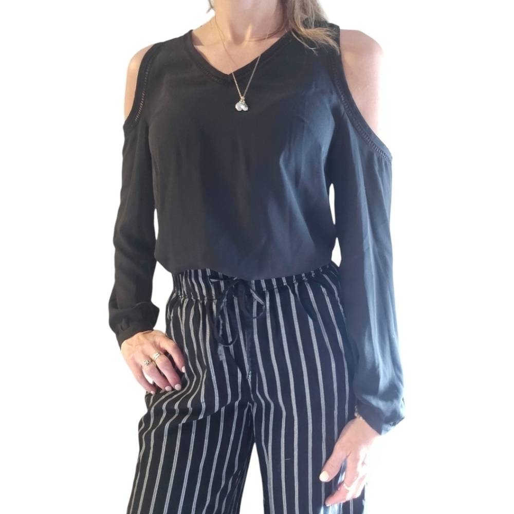 Womens Black Cold-Shoulder Blouse Office Siren Career Sz Small
